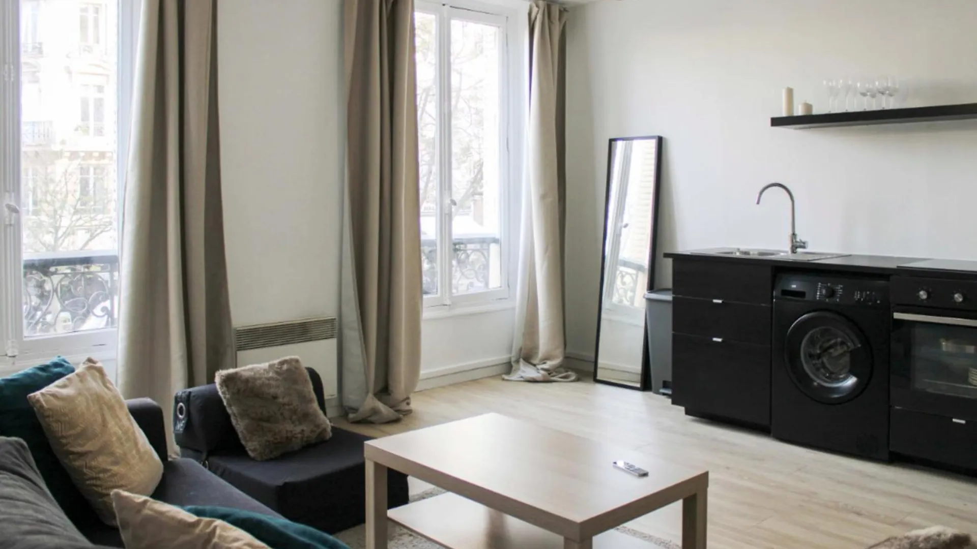 Apartment Beautiful With View On Paris